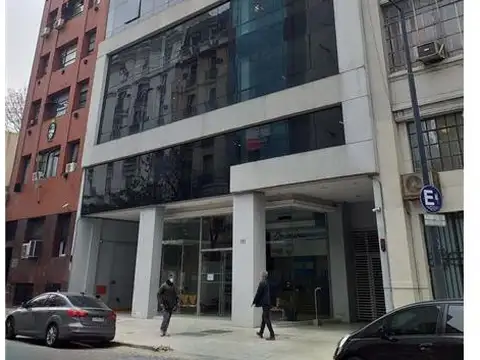 Oficina en Alquiler con 10 cocheras