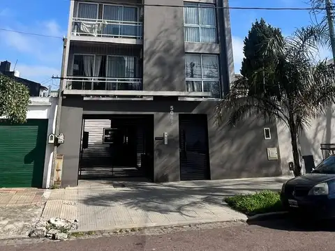 Muy luminoso departamento de 2 ambientes - Inmejorable ubicación