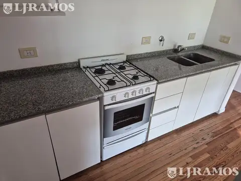 Departamento en Venta en Aparts del Pinazo, USD 93.000