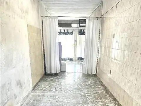 Depto Tipo Casa en Venta 50 años