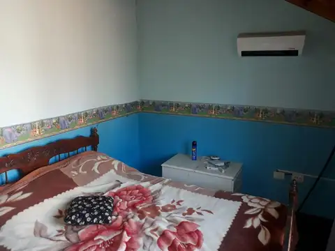 Casa en Venta con 5 cocheras