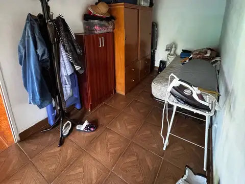 Galpón más vivienda Villa Bosch