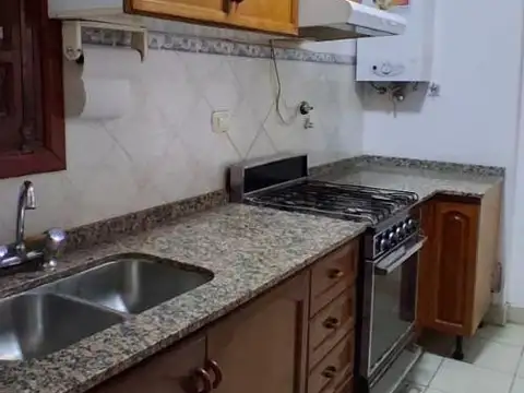 EN VENTA- DEPARTAMENTO 2 HABITACIONES CENTRICO