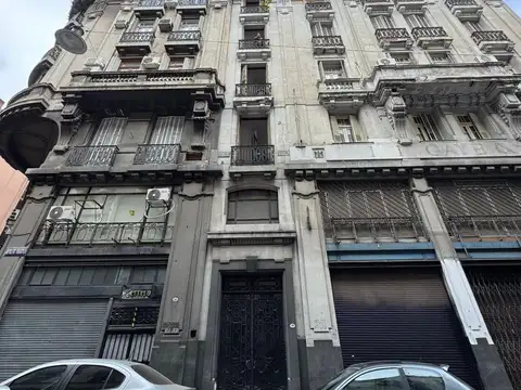 Departamento en Alquiler en Monserrat, $ 900.000