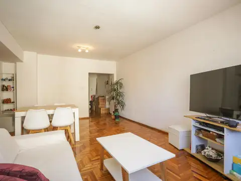 Departamento 4 ambientes con 3 baños