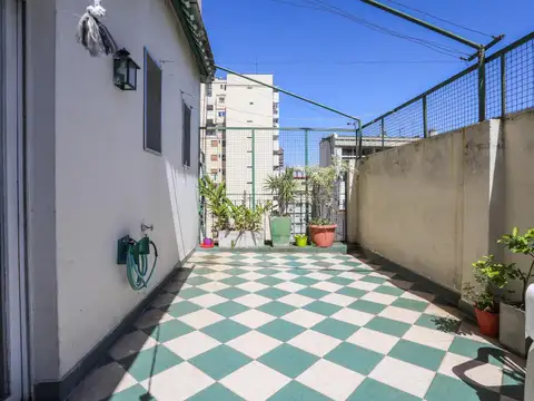 Excelente tres dormitorios con terraza