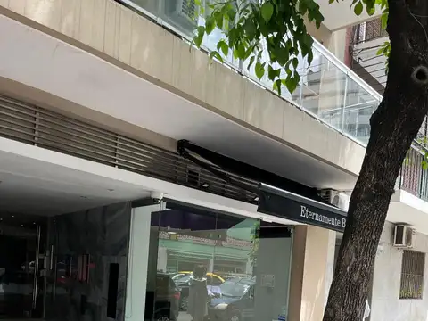 Local en Venta Via Púb.