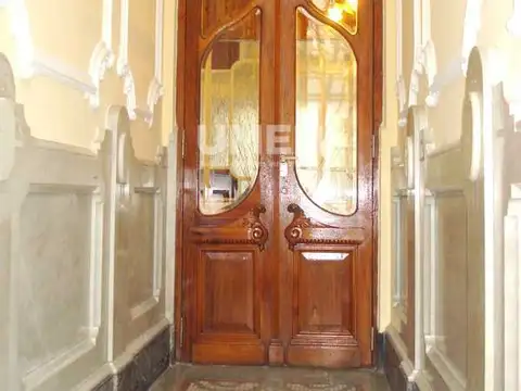 Avenida 44 entre 5 y 6 100