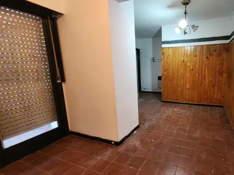 Depto Tipo Casa en Venta 56 años
