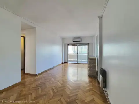 Depto. 3 Amb. con balcón en Villa del Parque