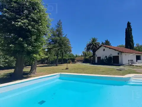 Venta Casa 5 amb Remodelada con pileta Lote de 1802m2 El Remanso Exaltación de la Cruz