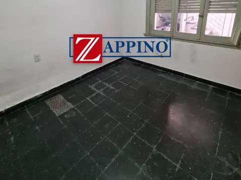 Depto Tipo Casa 4 ambientes con 1 baño