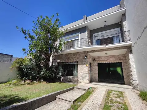 Avenida Lisandro de la Torre 4400