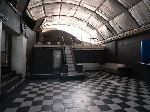 Local en Venta 35 años