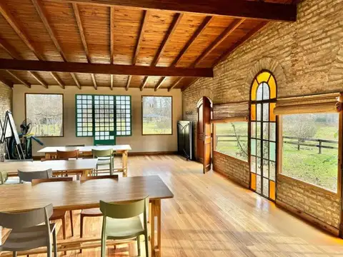 Casa en venta - 5 Dormitorios 4 Baños - 36.303Mts2 - Tigre