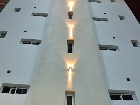 Departamento en Alquiler en Caseros, $ 650.000