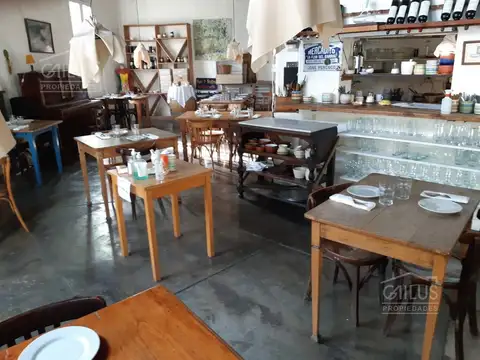 Local gastronómico con vivienda - Boedo
