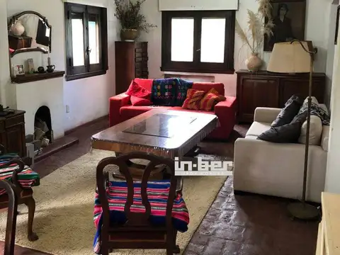 Calle Avenida Dr Luis Agote 2200