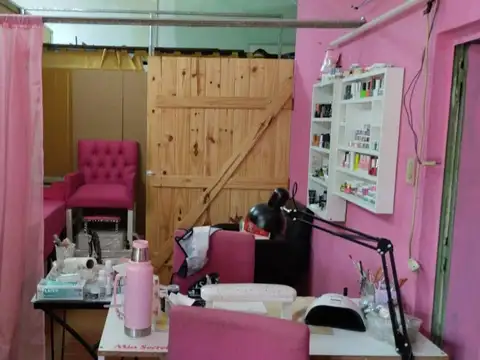 RELEVANTE LOCAL84 Mts2 a Mts del CTRO de BILLINGHURTS