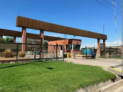 Venta lote en B° Rincón de Mitre, Maipú.