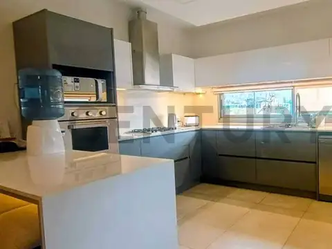 Casa en Venta en El Challao, USD 250.000