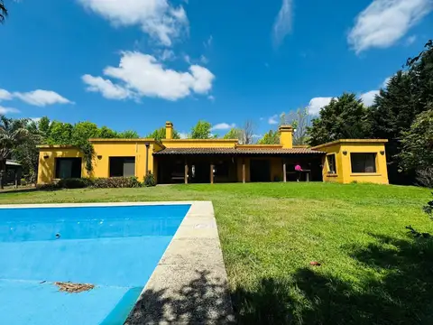 Casa en Los Alamos Club de Campo