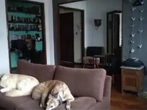 Casa en venta - 3 Dormitorios 2 Baños - Cochera - 320Mts2 - Barracas