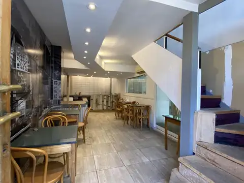 Rivadavia 3186, entre Independencia y Catamarca