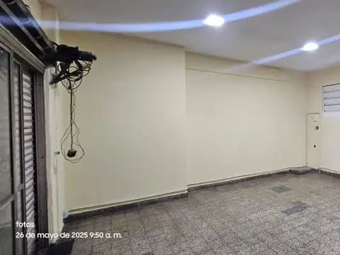 Local en Venta en Parque Avellaneda, USD 98.000