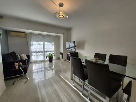 Moderno departamento 3 amb. al frente