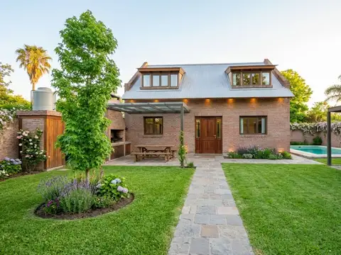 Casa en Venta en Roldan, USD 82.000