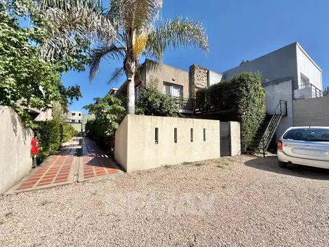 VENTA DEPTO PB 3 AMB COCHERA JARDIN PILETA PALMAS