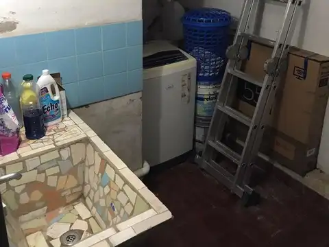 Depto Tipo Casa 2 ambientes con 1 baño