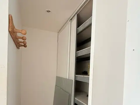 Oficina en Alquiler 50 años