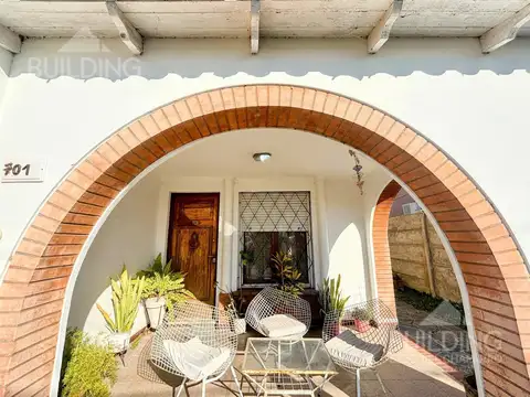 Casa 4 ambientes con 1 baño