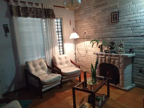 Venta Casa tres dormitorios, Roque Saez Peña, Rosario