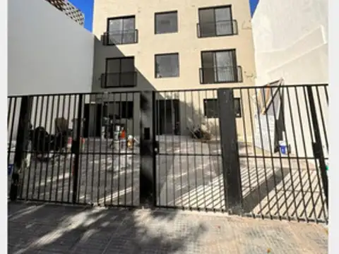 Departamento En Venta En Ramos Mejia