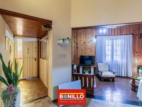 Casa en Venta en Villa Pueyrredon, USD 225.000