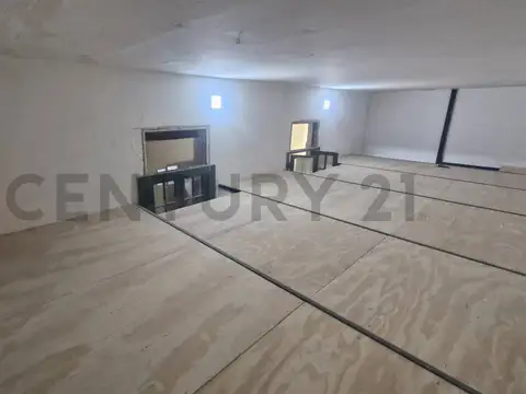 Galpon en Alquiler 10  mts Frente