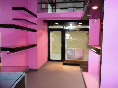 Local - Venta - Argentina, Caseros - Justo José de Urquiza  4700