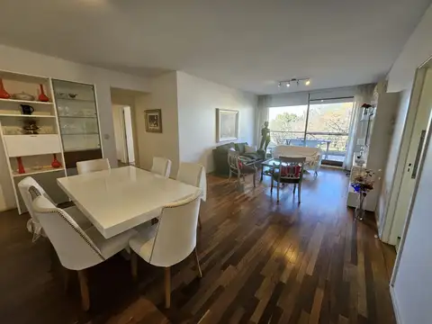 Departamento en Alquiler de 3 dormitorios