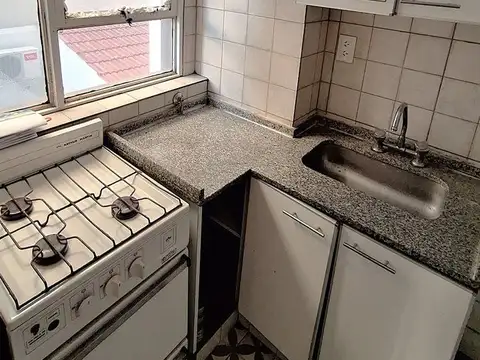 ALQUILER DEPTO 2 AMBIENTES - Microcentro