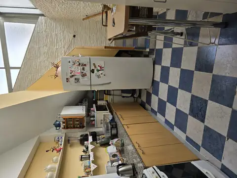 Nahuel Huapi 5000, Piso 1