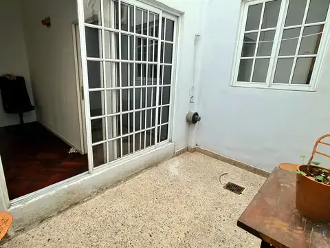 Depto Tipo Casa en Alquiler de 2 dormitorios