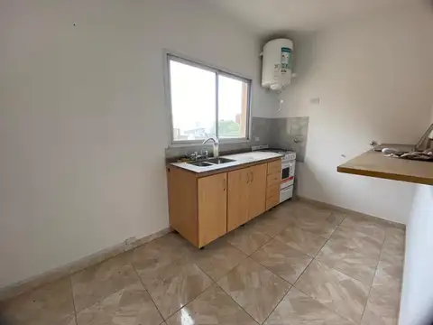 Departamento en Alquiler en Campana, $ 650.000