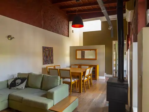 Casa 5 ambientes con 2 baños