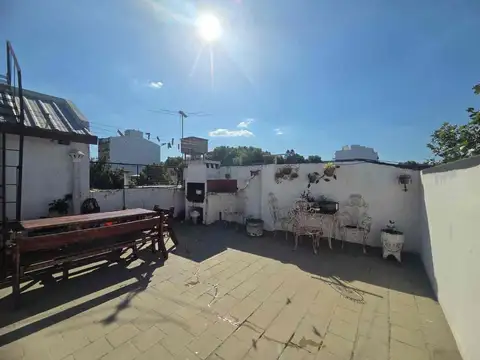 VENTA  PH 4 AMBIENTES SAENZ PEÑA C/TERRAZA