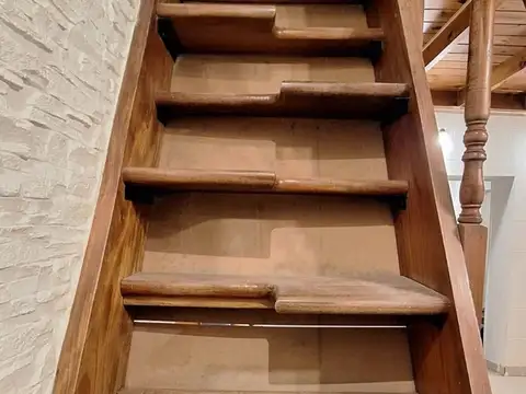 Depto Tipo Casa en Venta 50 años