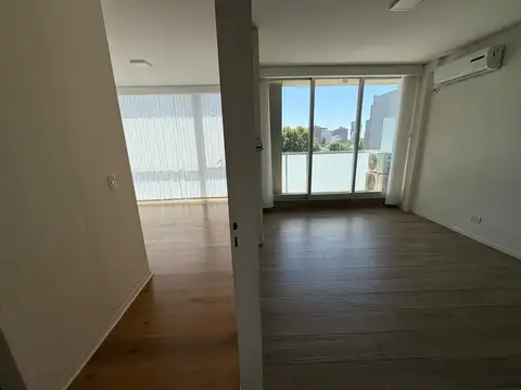 Oficina en Alquiler en Belgrano Barrancas, USD 1.200