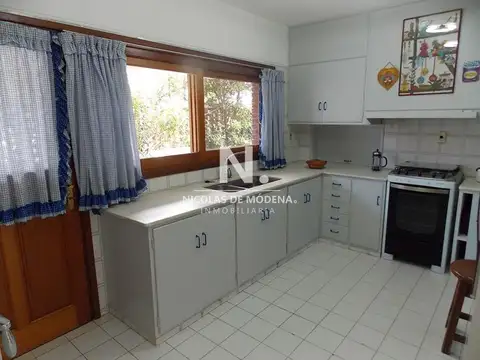 Vende casa en Mansa, Punta del Este de 3 dormitorios.